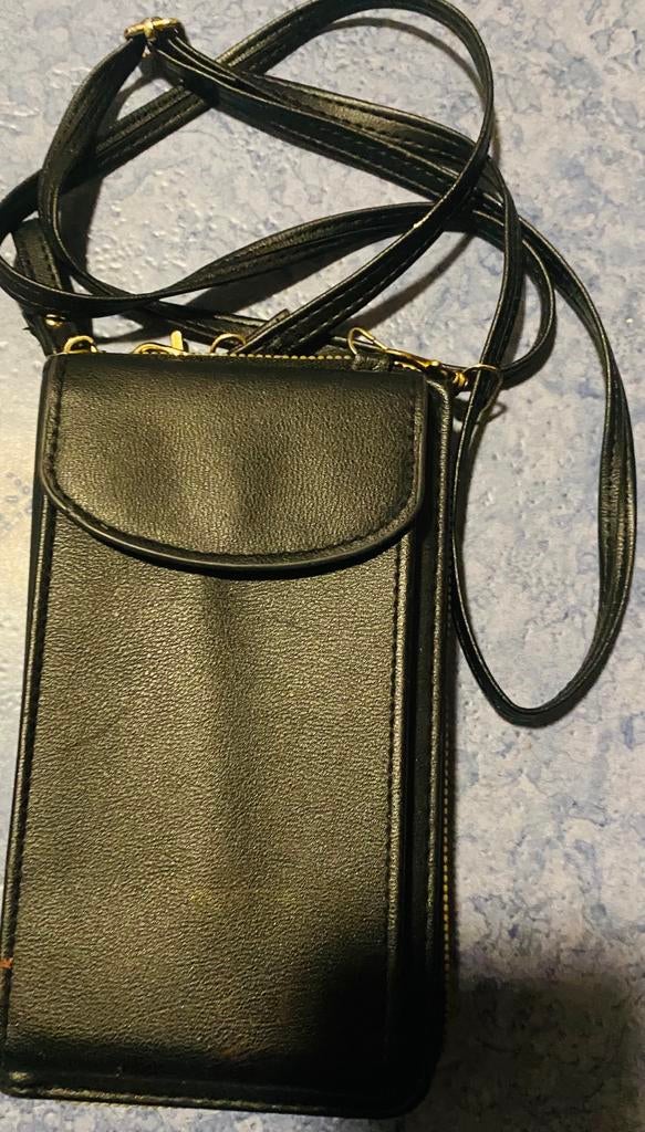 Zwarte crossbody tas / telefoontasje – compact en handig, Ophalen, Zo goed als nieuw, Zwart