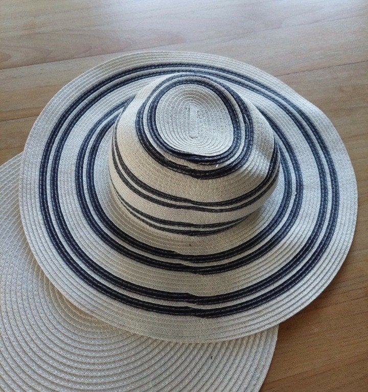 Chapeau d'été dame blanc ligné de la marque JBC, Vêtements | Femmes, Chapeaux & Casquettes, Enlèvement ou Envoi, JBC, Chapeau