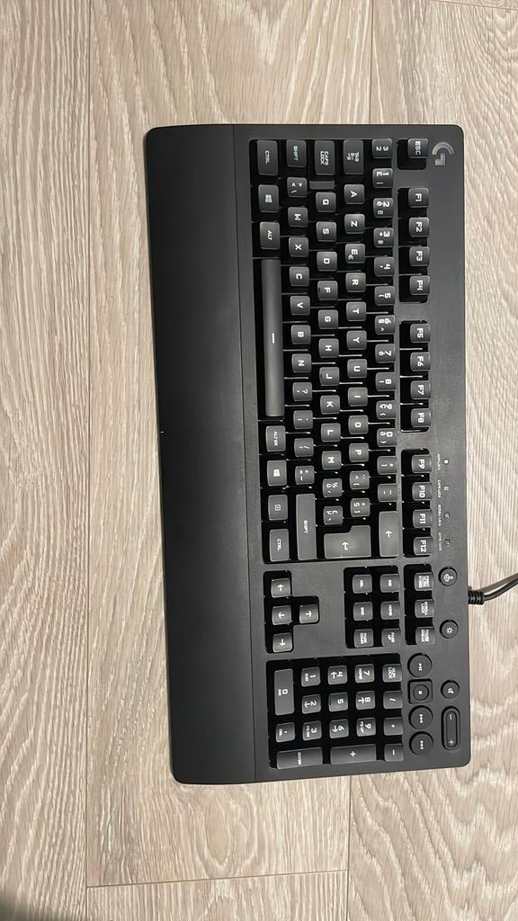 Clavier Gamer Logitech G213 Prodigy - RGB (AZERTY), Enlèvement ou Envoi, Azerty, Comme neuf, Clavier gamer