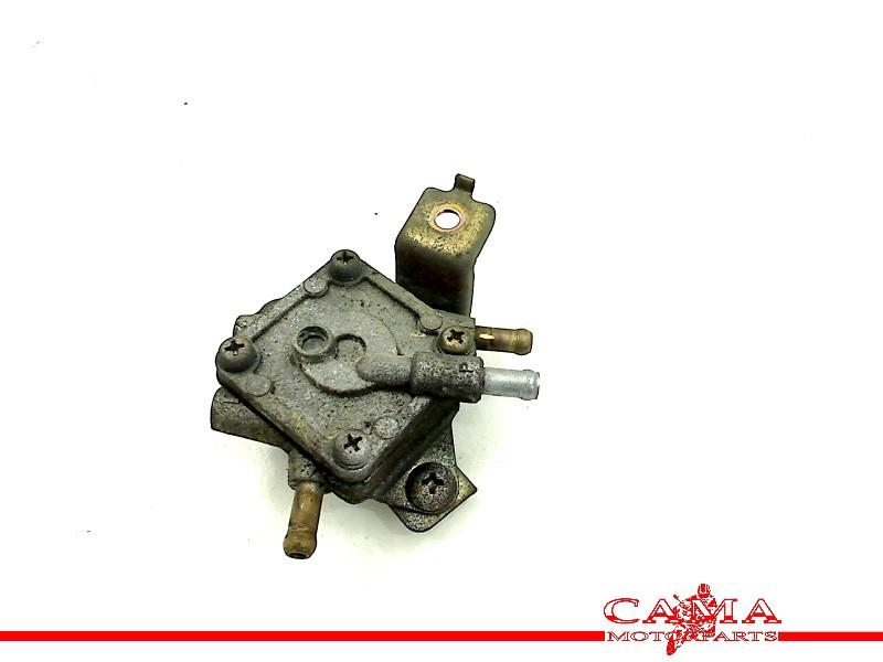 POMPE CARBURANT C MECHANISCHE Comet GT650 R (GT650R), Dhr. S. di Majo, Utilisé, Info@cama-motorparts.nl, P.J. Troelstraweg 8 8
3144 CX  MAASSLUIS, NL