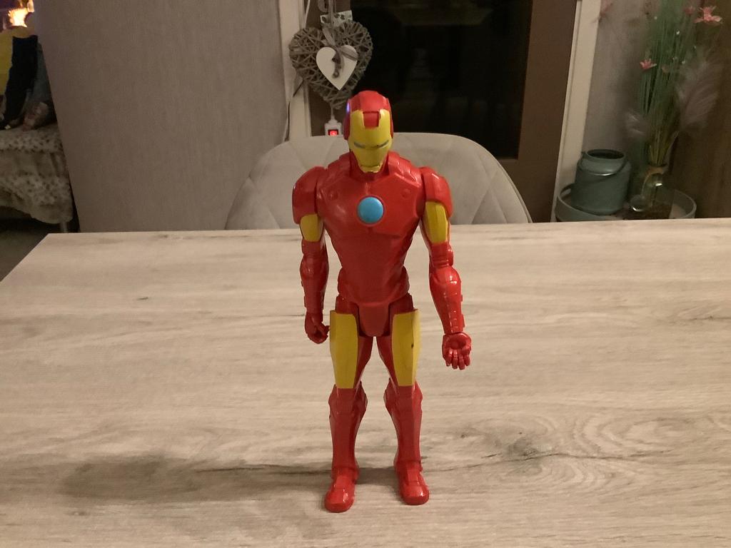 Personnage de Marvel Iron-Man (29 cm), Enlèvement ou Envoi, Comme neuf