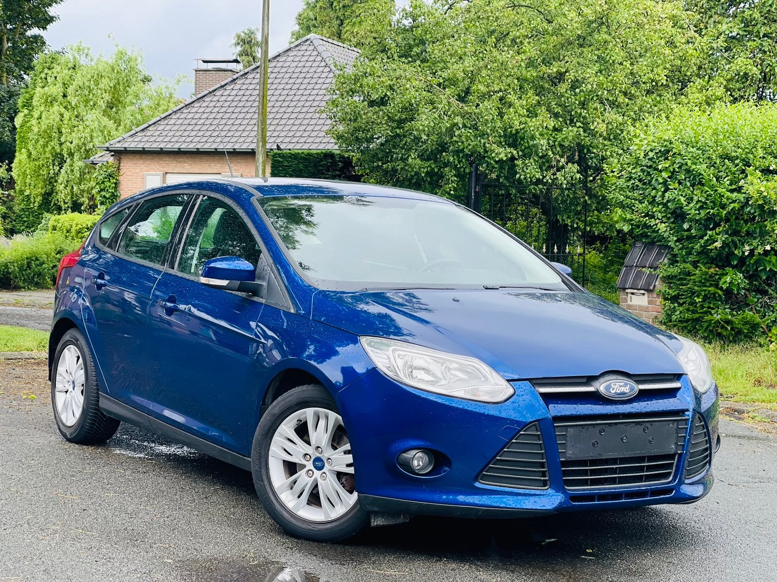 Ford Focus 1,0cc 74kw 2014 aieco 109,000 km, Autos, Ford, Particulier, Focus, ABS, Airbags, Air conditionné, Alarme, Bluetooth