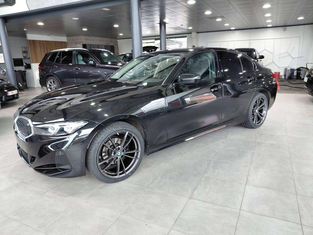 BMW 3 Serie 318 318i A FACE LIFT. WIDE SCREEN. 19INCH, Achat, 4 portes, Noir, 146 g/km