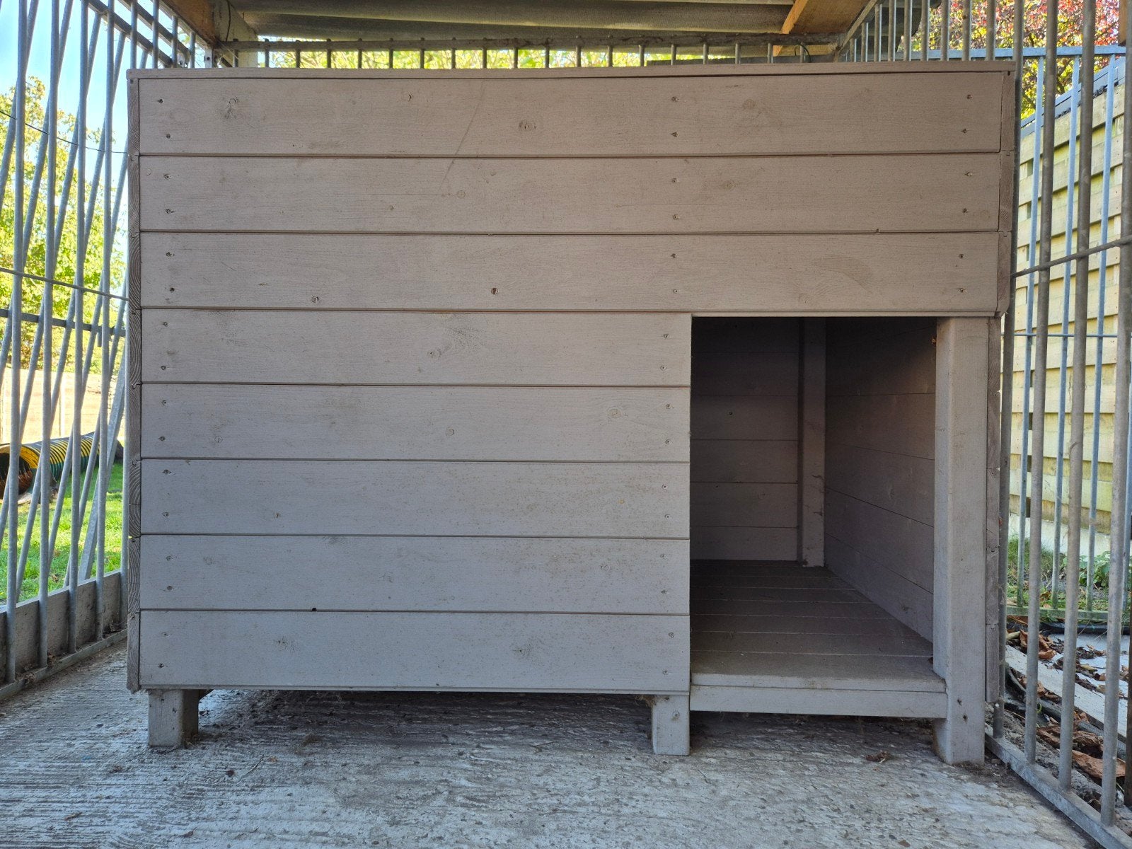 Hondenhok met gratis panelen, Comme neuf, Enlèvement, Niche à chien, 100 cm ou plus