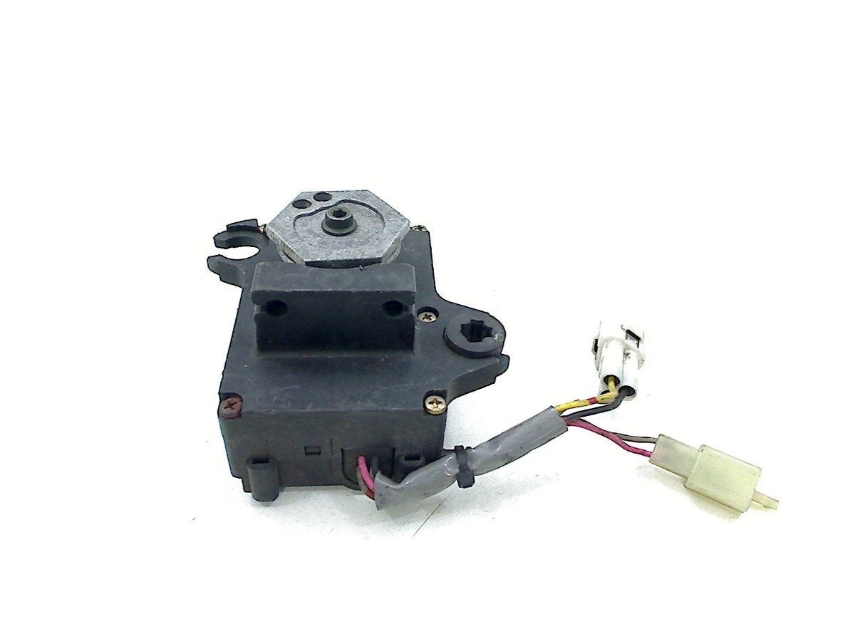 SERVO MOTEUR Suzuki GSX R 1000 2003-2004 (GSXR1000 K3 / K4), Dhr. S. di Majo, Utilisé, Info@cama-motorparts.nl, P.J. Troelstraweg 8 8
3144 CX  MAASSLUIS, NL