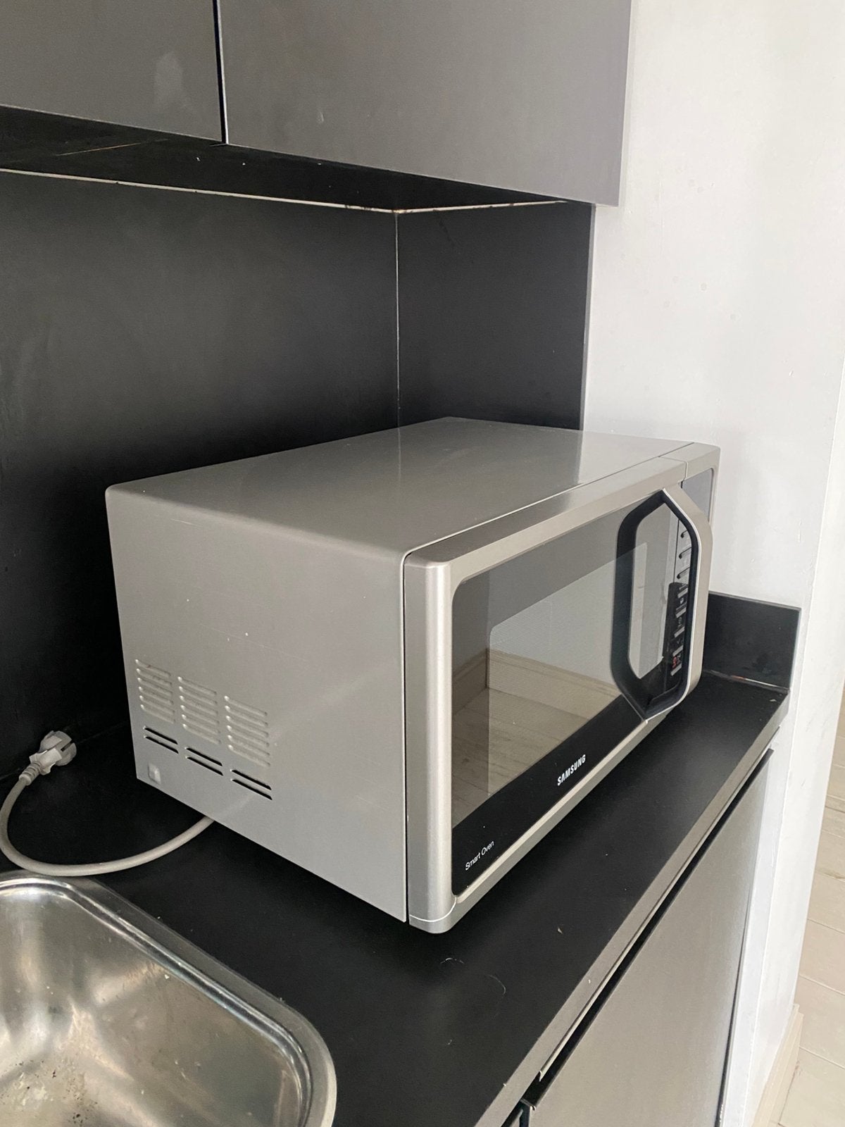 Samsung Smart Oven combi-microgolfoven met grill, Elektronische apparatuur, Microgolfovens, Ophalen, Grill, Zo goed als nieuw
