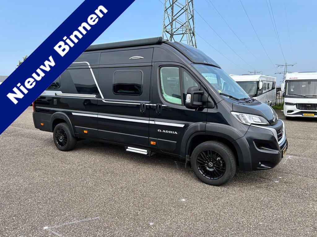 Adria TWIN 640SGX Supreme 180pk Automaat 18inch Luchtvering, Caravans en Kamperen, Automaat, Buscamper of Camperbus, Diesel, Adria