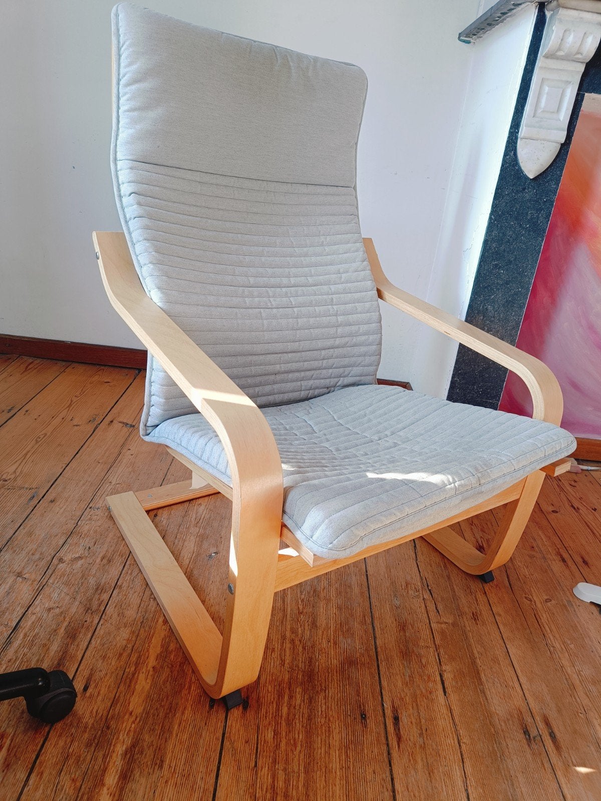 IKEA Poäng, Enlèvement