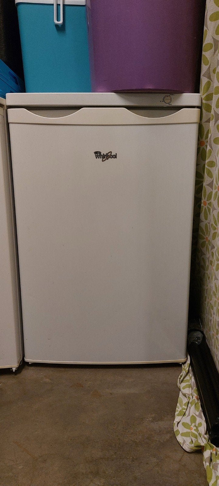 Whirlpool tafelmodel vriezer, Elektronische apparatuur, Vriezers en Diepvrieskisten, Gebruikt, Vrijstaand, Vrieskast, 85 tot 120 cm