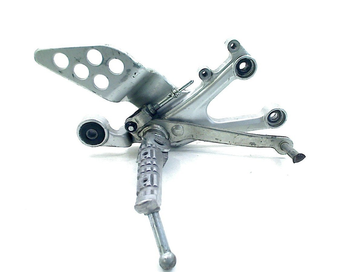 SCHETSPLAAT RECHTS VOOR Yamaha, Yamaha Motor Europe N.V., Gebruikt, Customersupport@yamaha-motor.co.uk, Koolhovenlaan 101
1119 NC  Schiphol-Rijk, NL
