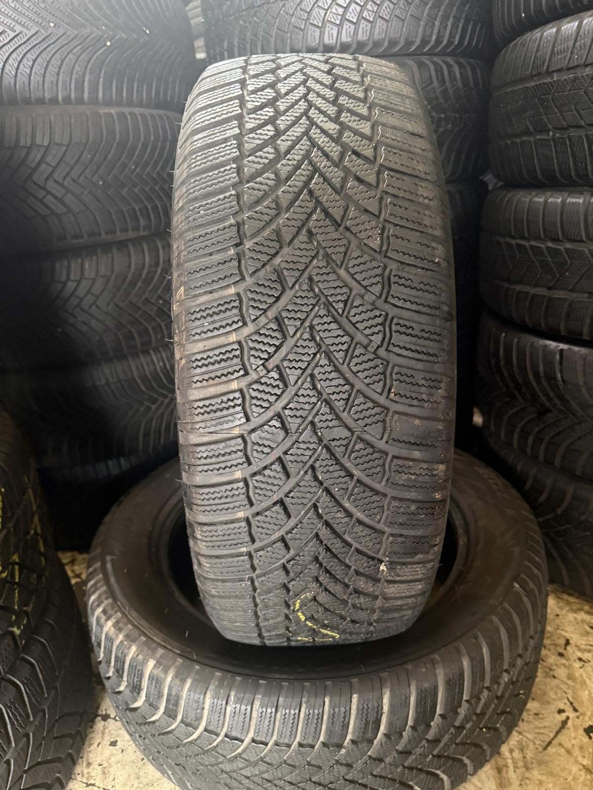 235 55 19 Bridgestone avec montage et équilibrage, Enlèvement