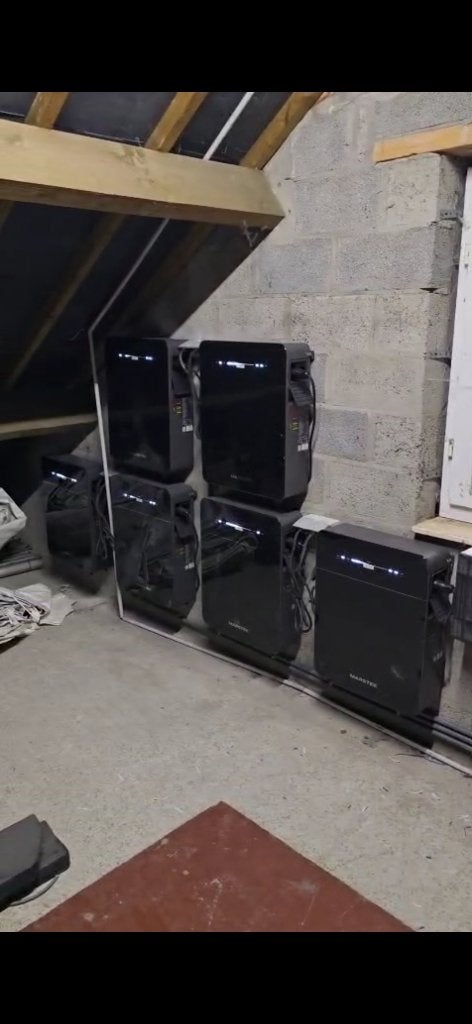 1x marstek venus 3.0 thuis batterij, Doe-het-zelf en Bouw, Zo goed als nieuw, 5 kWh