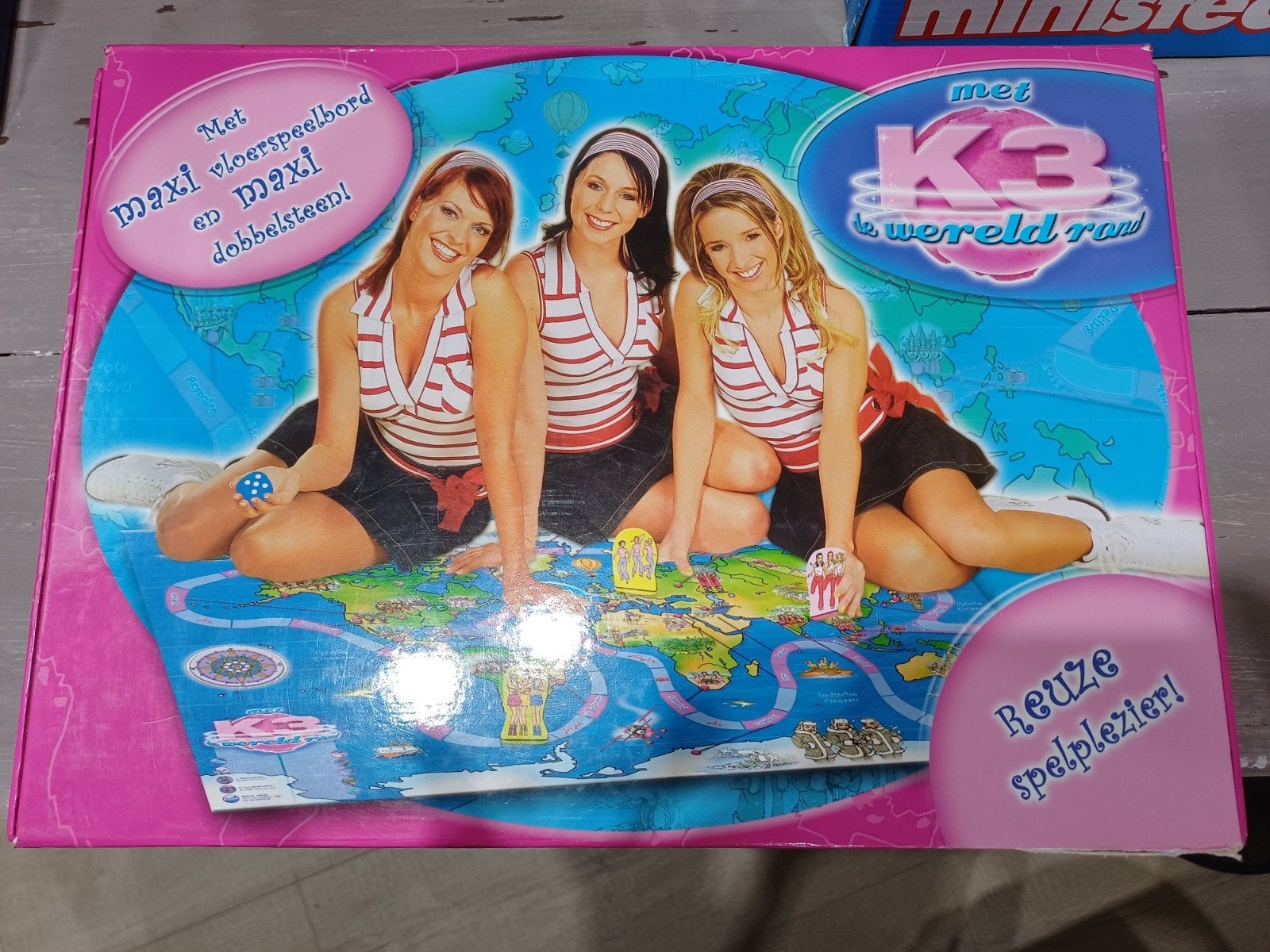 K3 original bordspel "de wereld rond", Trois ou quatre joueurs, Enlèvement, Comme neuf, Studio 100