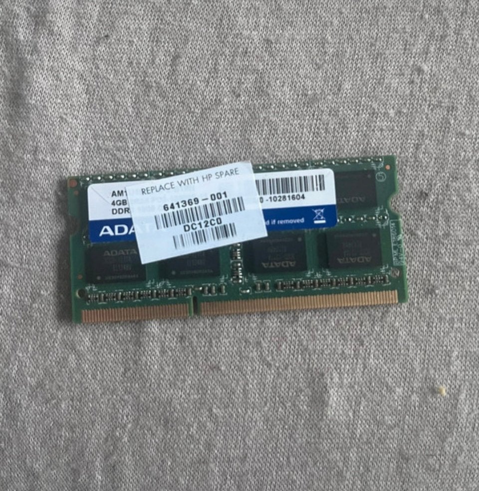 RAM DRR4 8GB, Ophalen of Verzenden, Zo goed als nieuw, Laptop