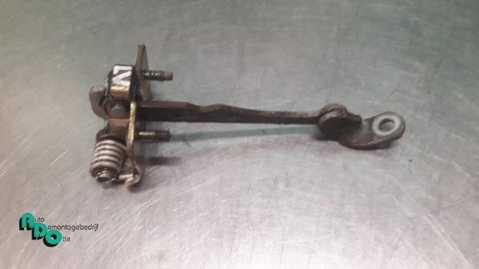 Butée 2portes gauche d'un Renault Megane (Megane 96-), Renault, -, 3 mois de garantie, Utilisé