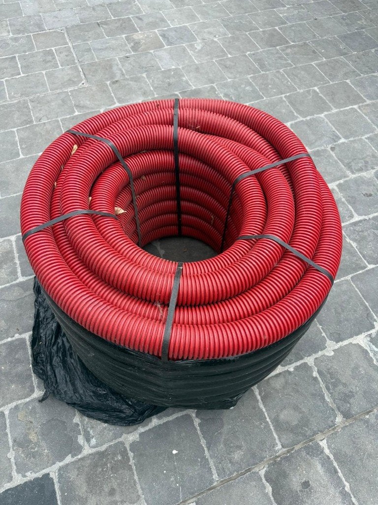 Wachtbuis rood 63x53 mm halogeenvrij met trekdraad, Ophalen, Nieuw