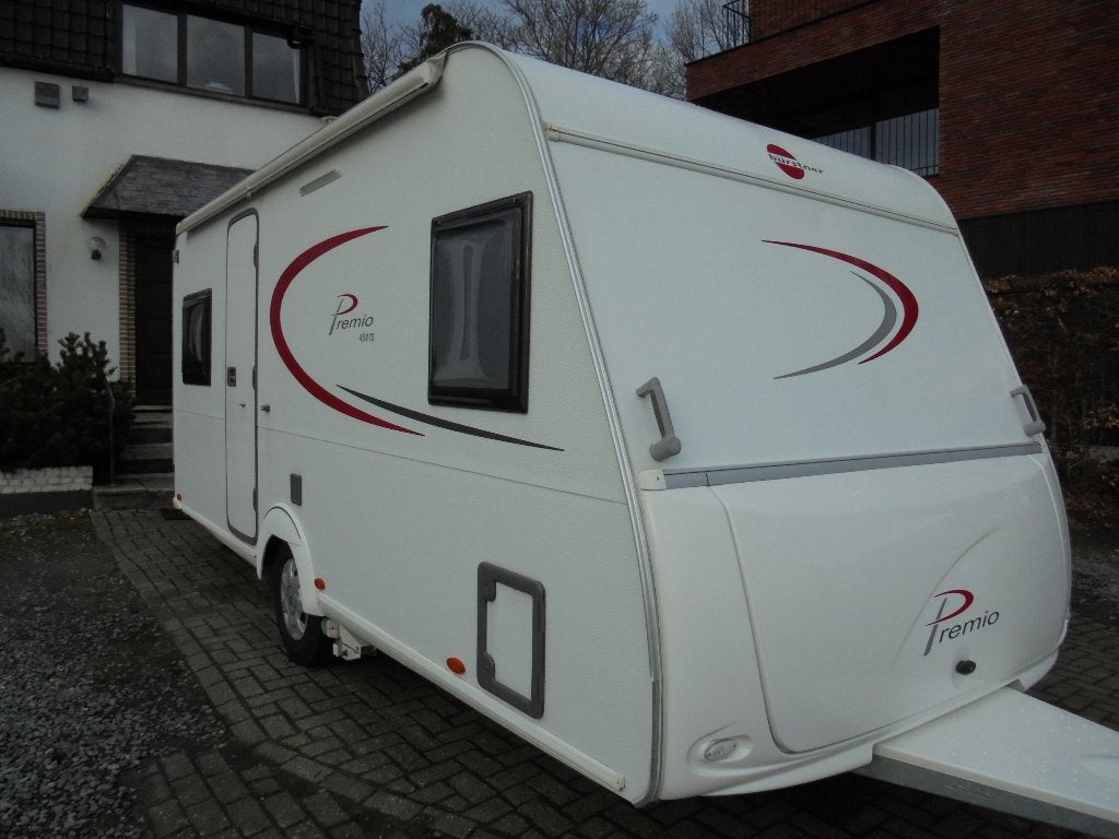 Burstner Premio 450,6/2013,4 slp/vast bd+rond,voortent,mover, Caravans en Kamperen, Caravans, Ringverwarming, Rondzit, Vast bed