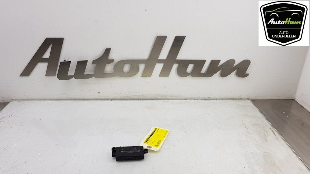 MODULE D ALARME BMW 1 serie (E88) (|6989713|65776989713|), Utilisé, BMW, Petuelring 130
80809  München, DE, Bayerische Motoren Werke AG