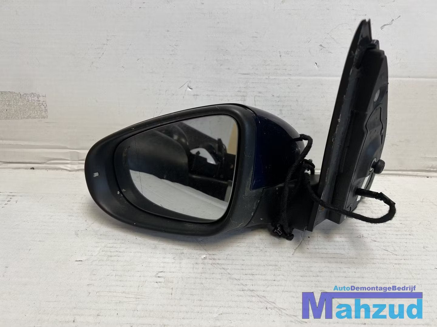 VW GOLF 6 Blauw LD5Q Links spiegel buitenspiegel 2009-2013, Auto-onderdelen, Gebruikt, Volkswagen AG, Vw@volkswagen.de, Berliner Ring 2
38440  Wolfsburg, DE