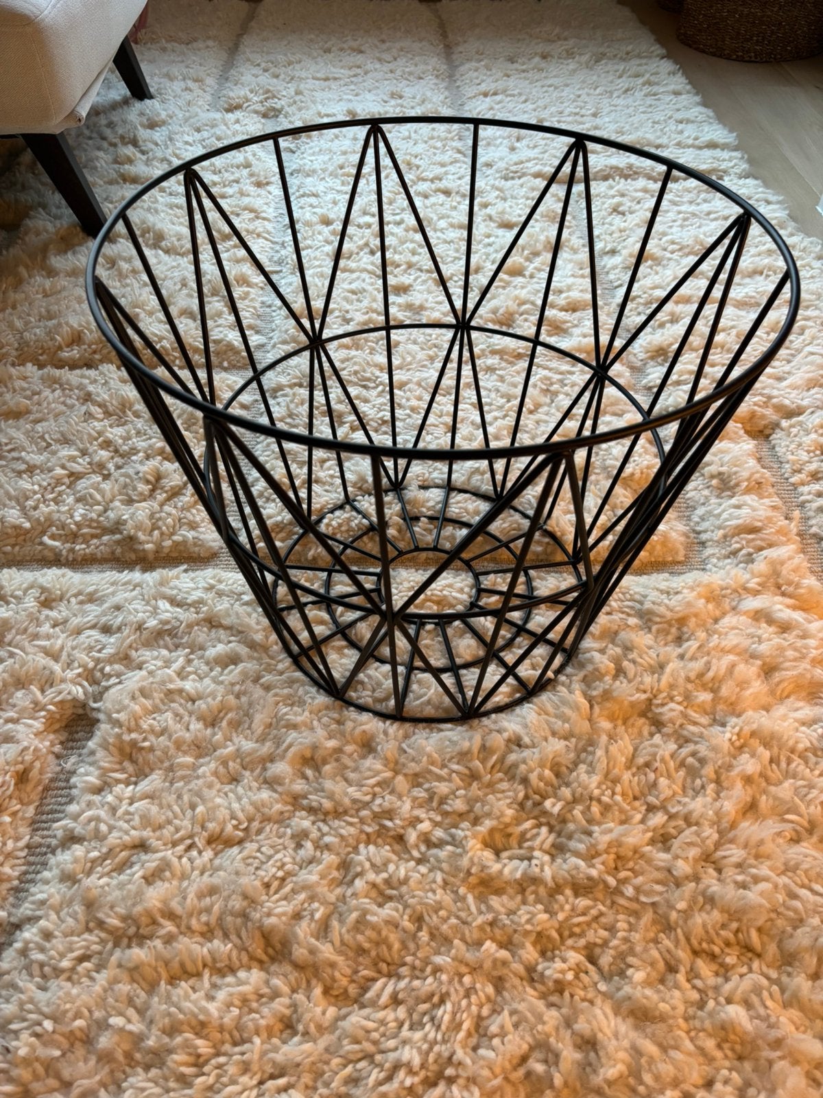 XL Boom design draadmand / opbergmand – zwart metaal, Huis en Inrichting, Woonaccessoires | Schalen en Manden, Gebruikt, Mand