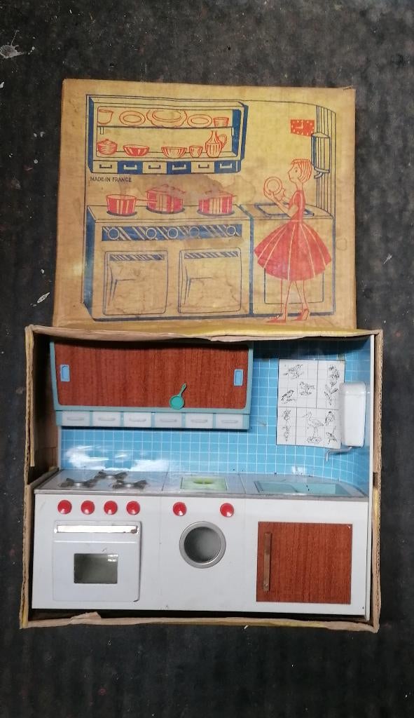 Cuisinière jouet Atmega et dînette 60's 70's, Envoi