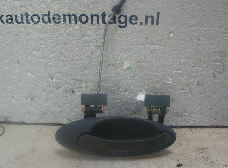 POIGNEE EXTERIEURE AVANT DROITE Saab 9-5 (YS3E) (4850905), Saab-de-info@saabgroup.com, Marienbergstraße  96
90411  Nürnberg, DE