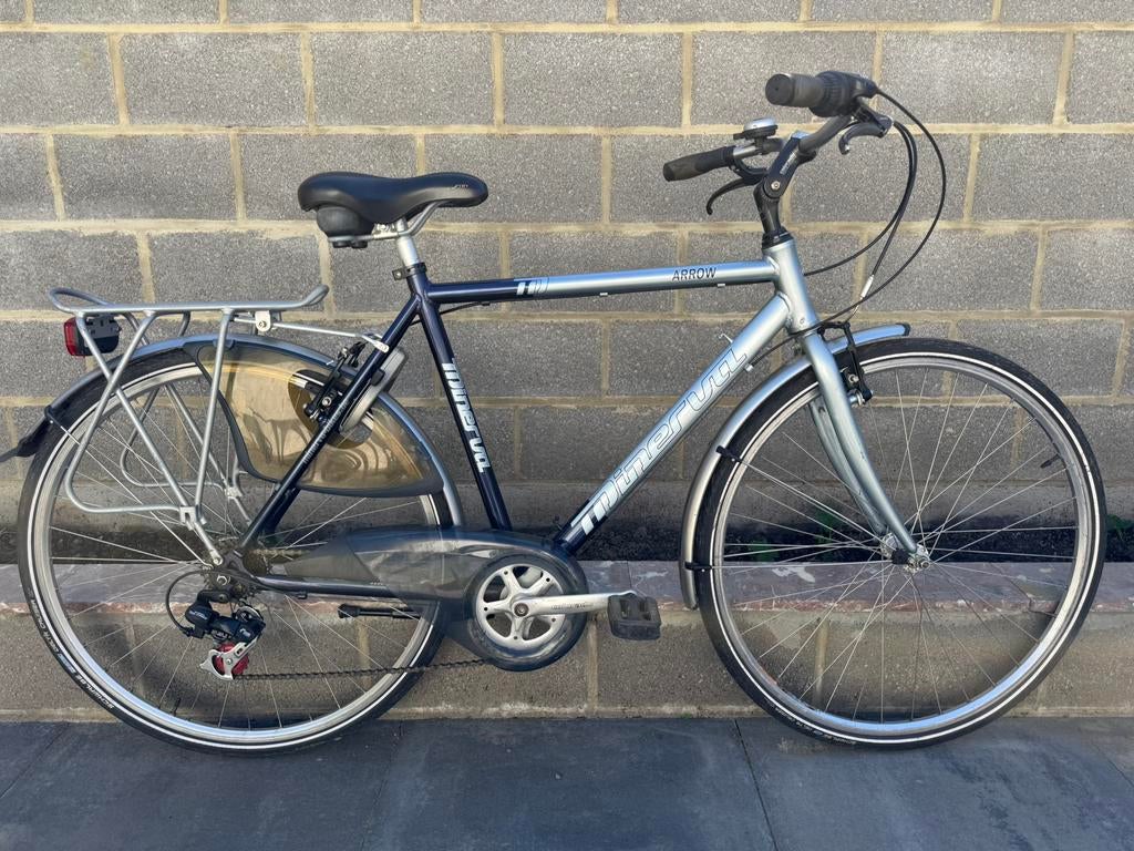 Minerva 28 inch stadsfiets, Fietsen en Brommers, Ophalen, Zo goed als nieuw, 28 inch