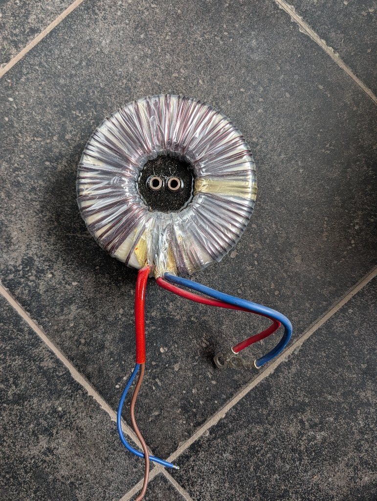 Transformateur Toroïdal Haute Puissance ARABEL – 1200VA, Doe-het-zelf en Bouw, Elektriciteit en Kabels, Ophalen of Verzenden, Gebruikt