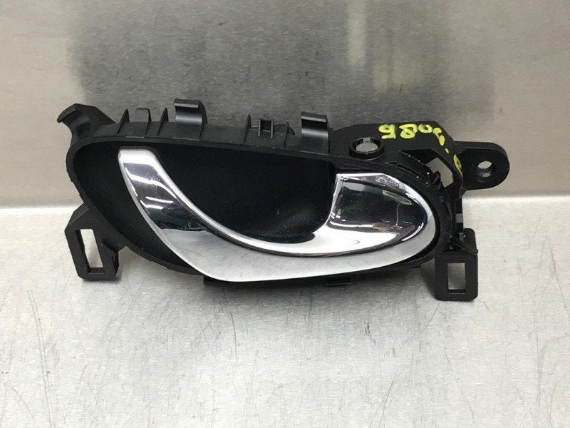 POIGNEE EXTERIEURE AVANT DROITE Nissan Qashqai (J11), Utilisé, Avant, Nissan
