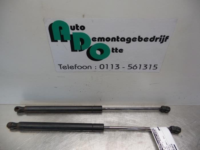 Kit amortisseur gaz hayon d'un Audi A6 (A6 97-), Autos : Pièces & Accessoires, -, 3 mois de garantie, Audi, Utilisé