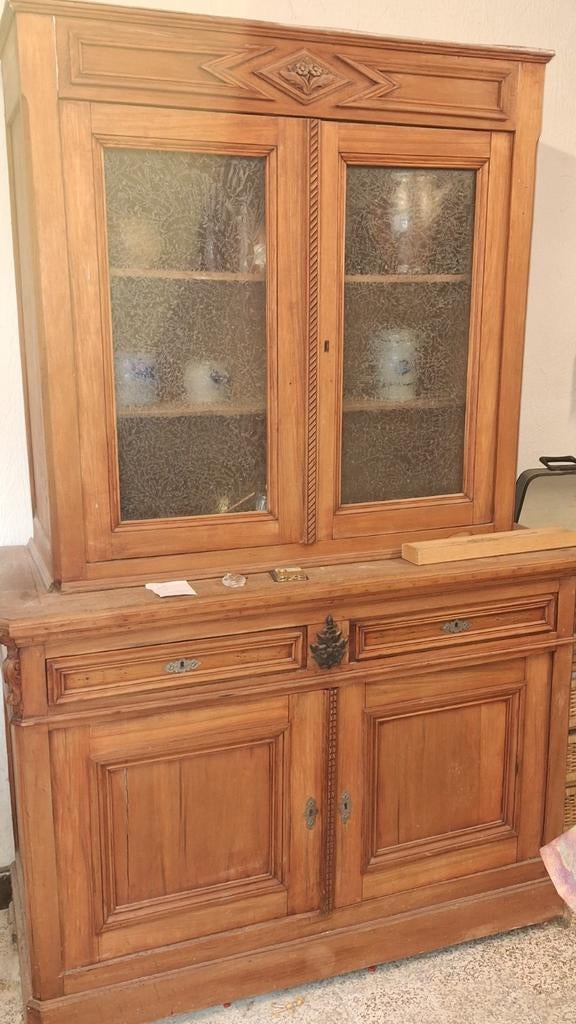 Meuble bouble corps. Armoire. Buffet. Vitrine. Vaissellier., Enlèvement