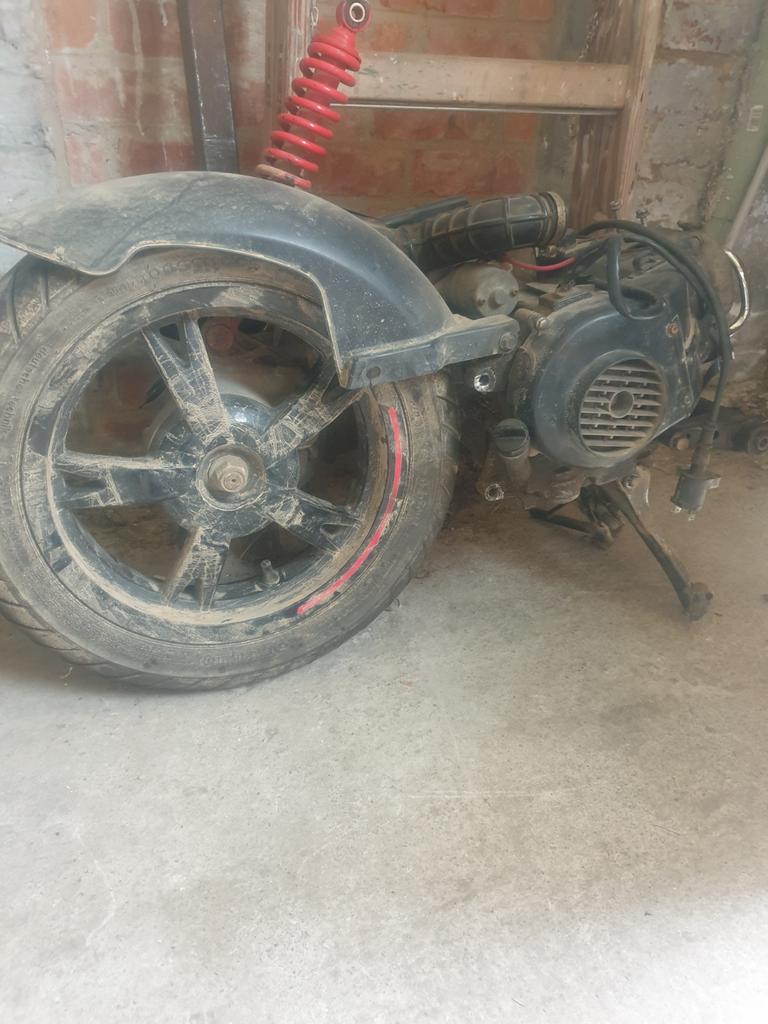 Moteur peugeot kisbee, Enlèvement