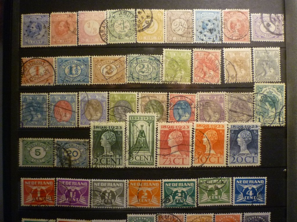Lot oude Nederlandse zegels (141 Ex) Gestempeld, Verzenden