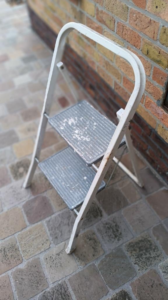 Keukentrapje, Doe-het-zelf en Bouw, Ladders en Trappen, Ophalen