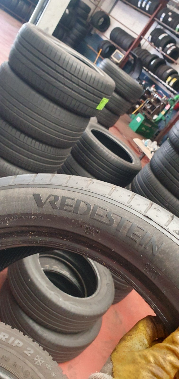 195/55R16 VREDESTEIN Top Qualité avec montage et équilibrage, Autos : Pièces & Accessoires, Enlèvement