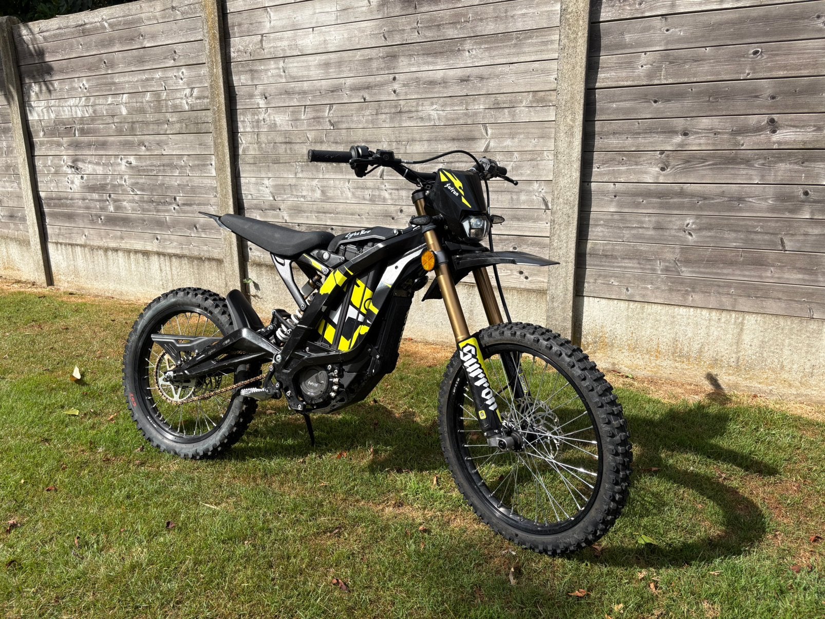 Surron Light Bee 2025, Motos, Motos Autre, Enlèvement, Jusqu'à 11 kW