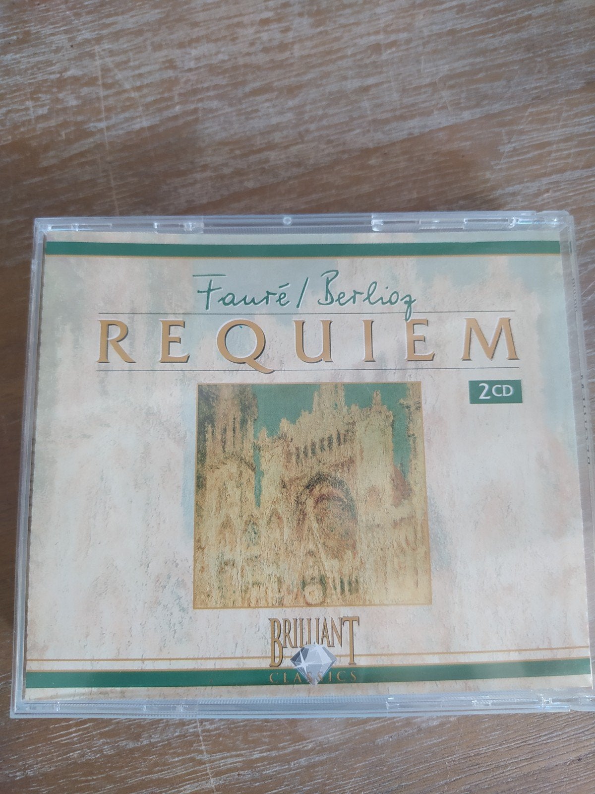 Fauré/Berlioz - Requiem (2 CD)

La boîte en plastique se fer, Enlèvement ou Envoi, Requiem