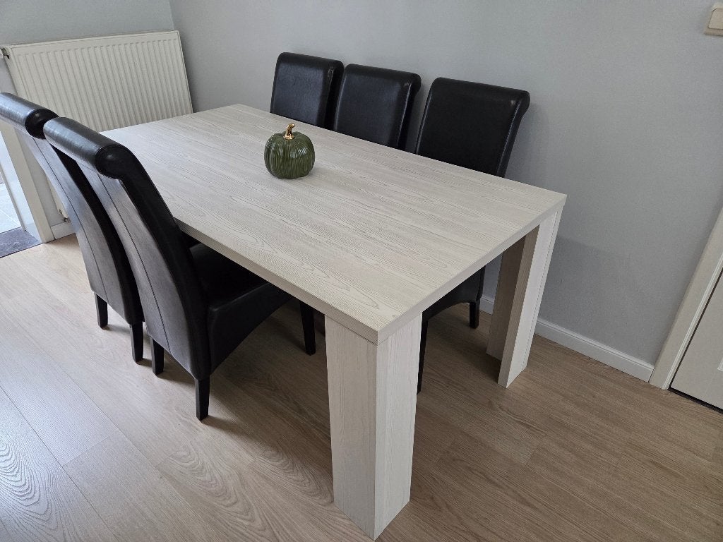 Eetkamer met dressoir en tv-unit, Ophalen, Zo goed als nieuw, 6 tot 8 stoelen
