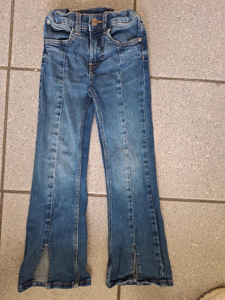 Toffe Hema meisjesbroek, 116, Kinderen en Baby's, Kinderkleding | Maat 116, Meisje, Zo goed als nieuw, Hema, Ophalen