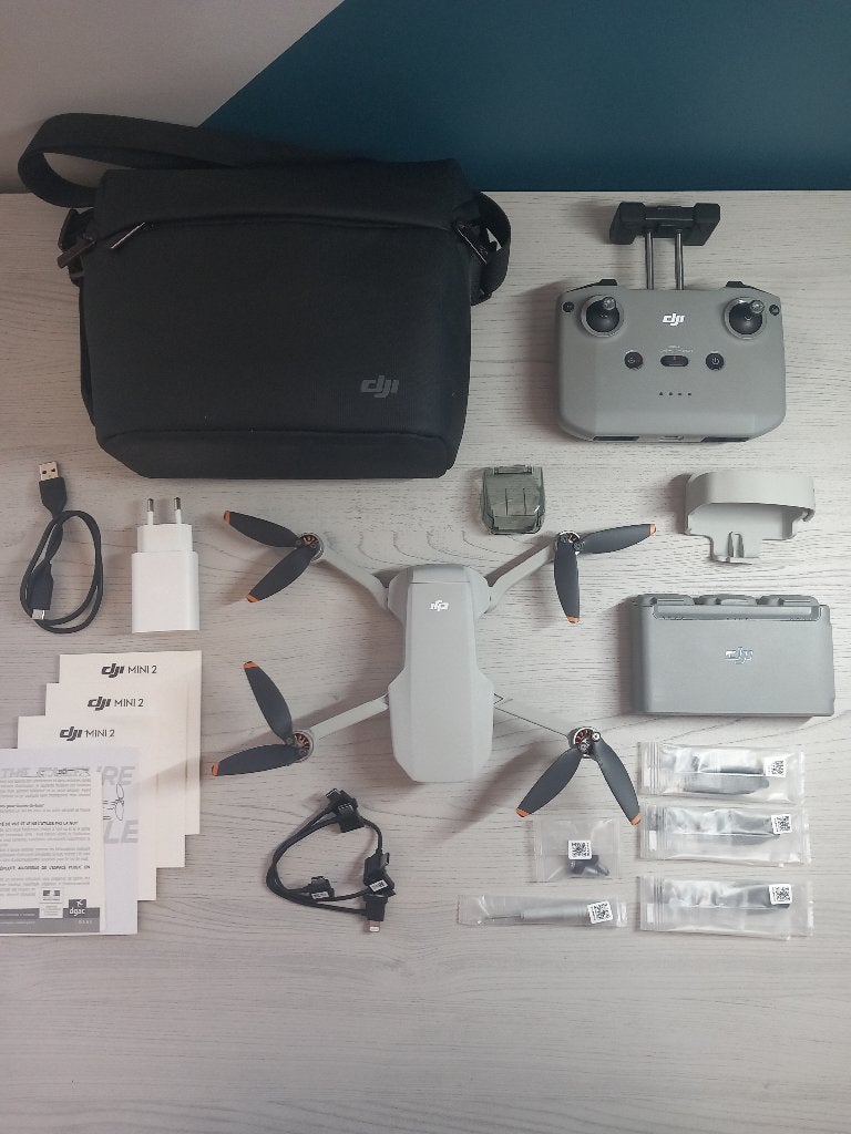 Drone DJI mini 2 fly more combo (trois batteries), TV, Hi-fi & Vidéo, Drone avec caméra, Retour au point de départ, Moins de 250 g