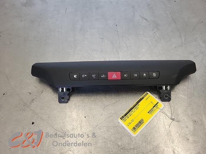 Commutateur éclairage d'urgence d'un Iveco New Daily, -, 3 mois de garantie, Utilisé, Autres marques automobiles