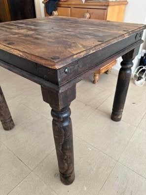Vintage massief houten tafel 82  82 cm — rustieke stijl, Huis en Inrichting, Ophalen, Gebruikt, 50 tot 100 cm, Vintage / Rustique
