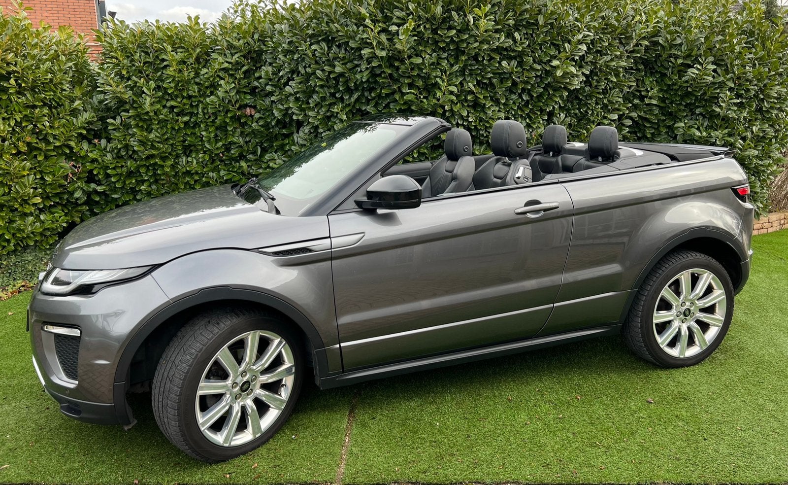 Landrover Evoque 2.0 TD4 cabriolet 4x4, Auto's, Land Rover, Automaat, Euro 5, Zwart, 4 cilinders