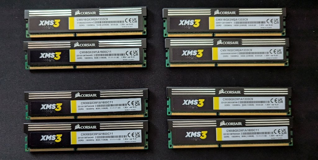 Verschillende latjes DDR3 8GB ram geheugen, Computers en Software, RAM geheugen, 8 GB, DDR3, Ophalen of Verzenden, Zo goed als nieuw