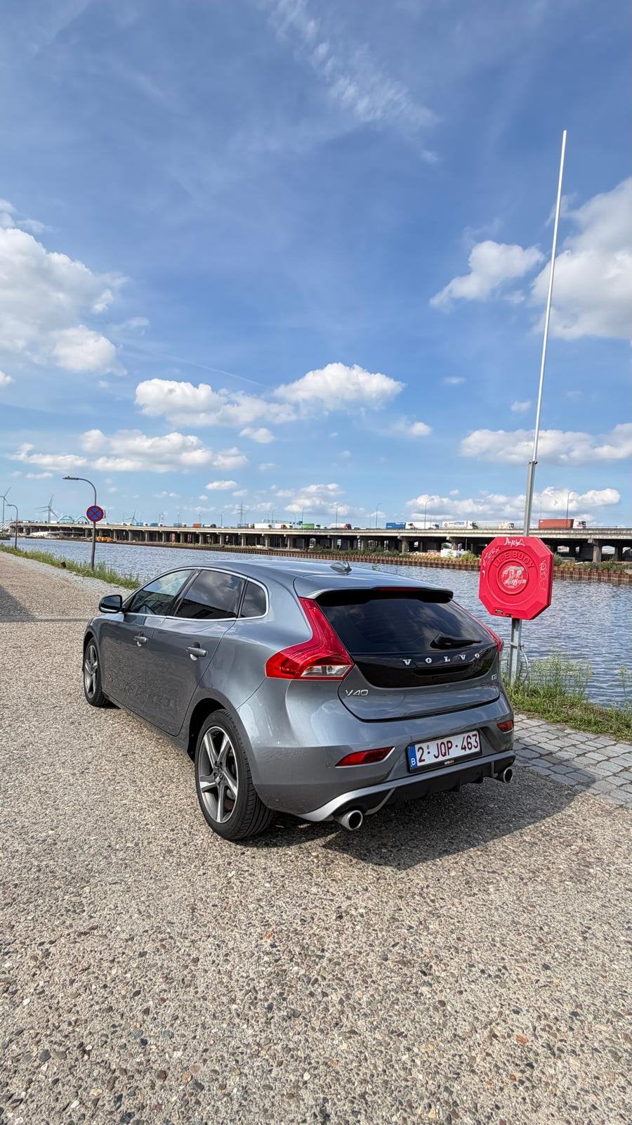 Volvo V40 D2 R-Design (Full Option), Autos, Achat, 6 portes, Euro 6, Boîte manuelle