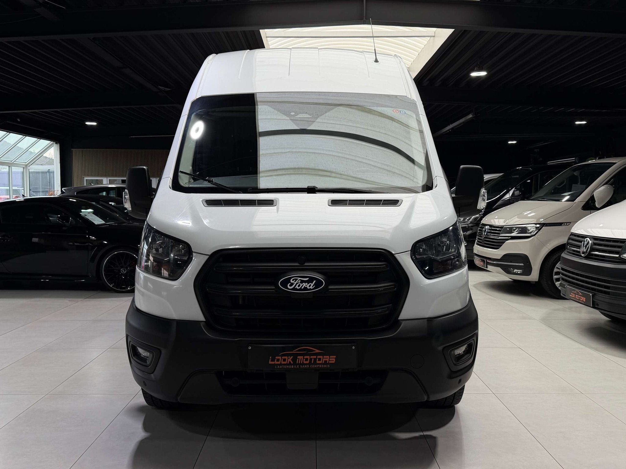Ford Transit 2.0 TDCI 130CV L4 H3 CHASSIS EXRA LONG 3 PLACES, Autos, Achat, Entreprise, 3 places, Boîte manuelle