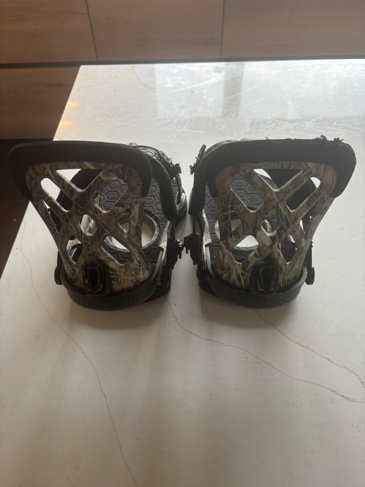 Snowboard bindingen Union, Sport en Fitness, Ophalen, Gebruikt, Bindingen