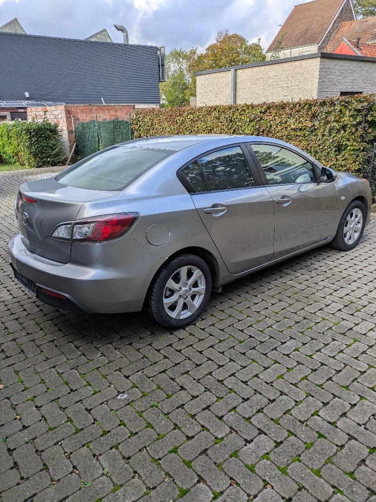 Mazda 3 1.6D, bon état, quelques kilomètres, climatisation, Boîte manuelle, Entretenue par le concessionnaire, 5 portes, Particulier