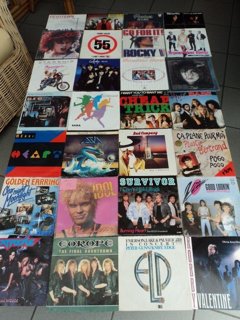 Lot van 28 rock/hardrock singles., Cd's en Dvd's, Vinyl Singles, Gebruikt, 7 inch, Ophalen of Verzenden, Fotohoes