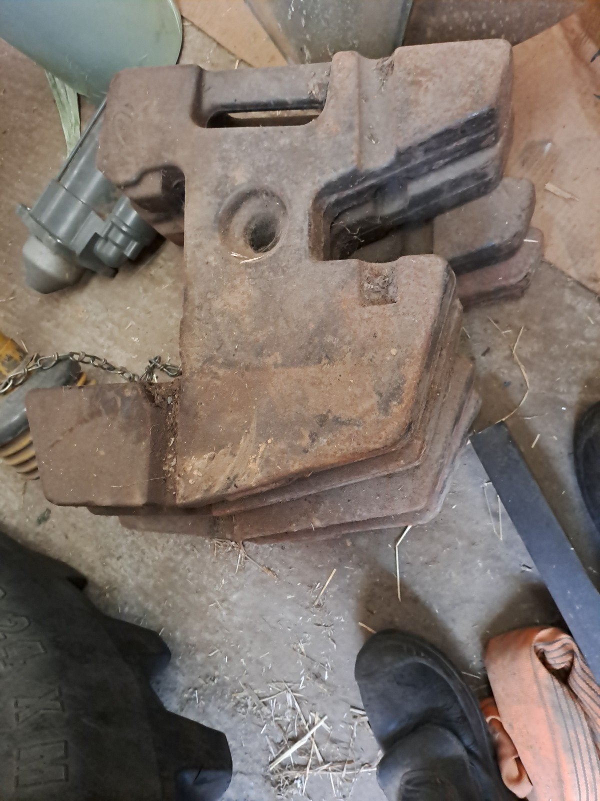 gewichten Fiat, Zakelijke goederen, Landbouw | Tractoren, 80 tot 120 Pk, Gebruikt, Tot 2500, Ophalen of Verzenden